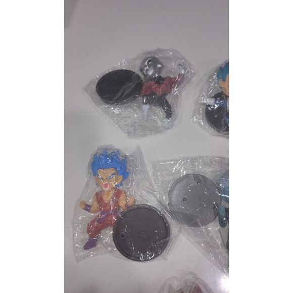 Dragon Ball Z OR ANIME TYPE figures With Stands Set Of 8 GENERIC B6 - Picture 4 of 10
